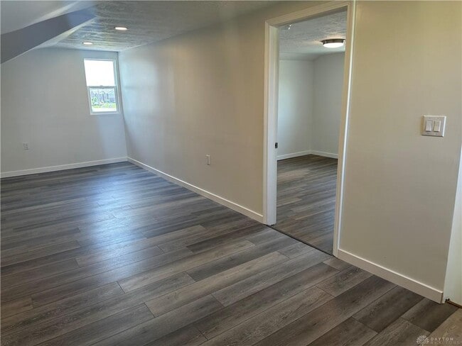 Building Photo - 2520 Harshman Rd