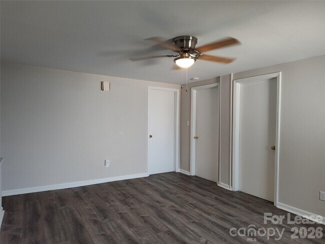 Building Photo - 340 Hollis Rd