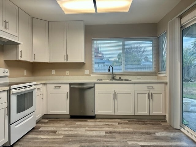 Building Photo - Beautifully Updated 4-Bedroom Home
