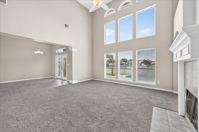Building Photo - 7414 Lake Micala Dr