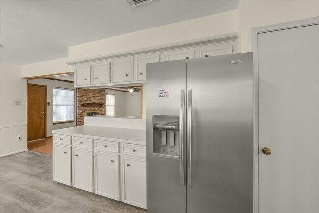 Building Photo - 7818 Kleingreen Ln