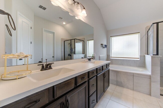 Building Photo - 3507 Sunburst Ct