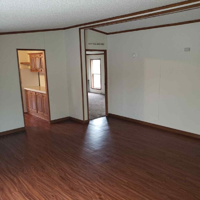 Building Photo - 3406 OH-83