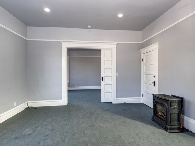 Building Photo - 1524 Morton St