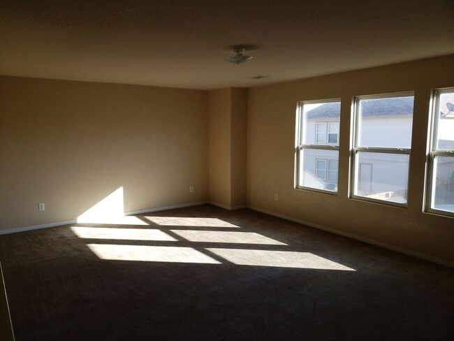 Building Photo - 15810 Sheldon Ridge Way