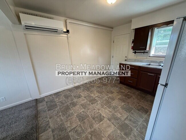 Building Photo - 1436 McArthur Rd