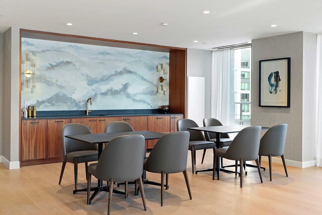 Building Photo - 370 Harrison Ave