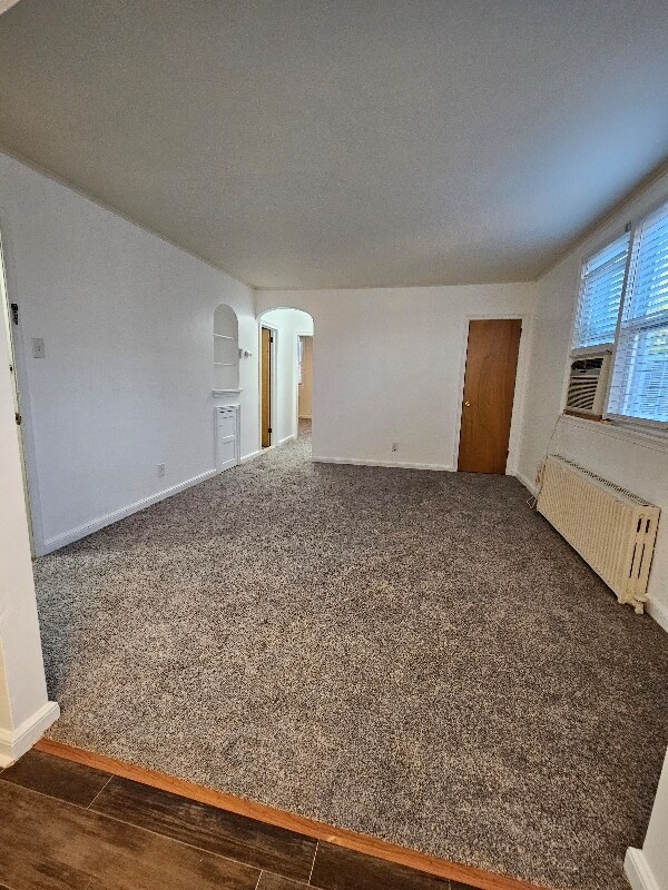 Building Photo - 1029 Fanshawe St
