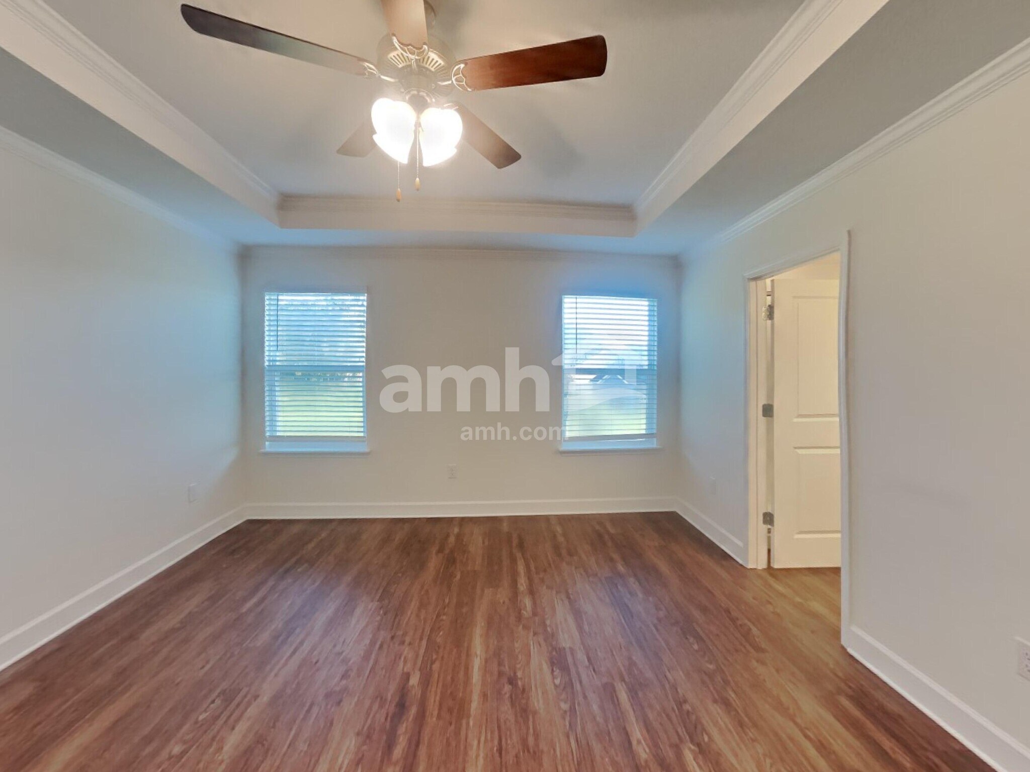 Building Photo - 920 Walden Pond Dr