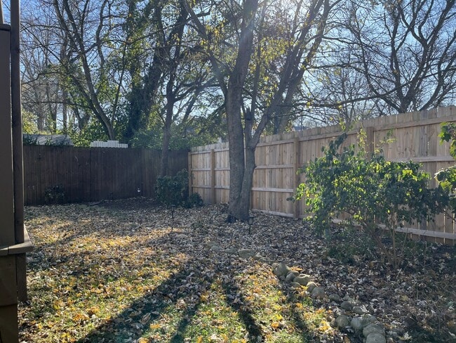 Building Photo - "Discover Your Dream Home: Spacious 4-Bedroom Oasis with 3 Full Baths in Vibrant Nashville!"