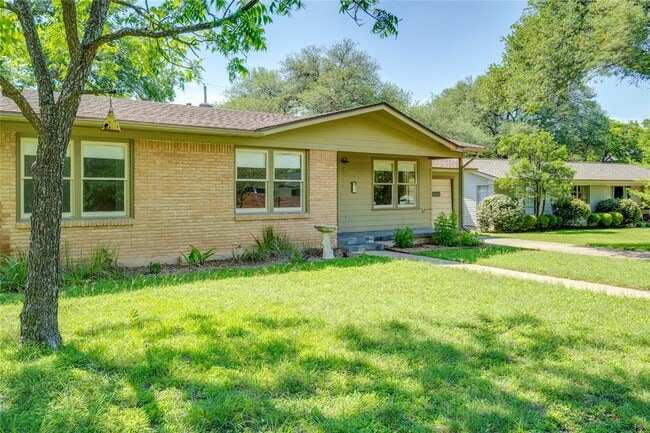 Building Photo - 8314 Polar Dr