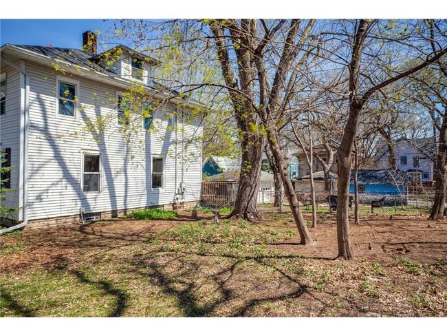 Building Photo - 3521 Girard Ave S