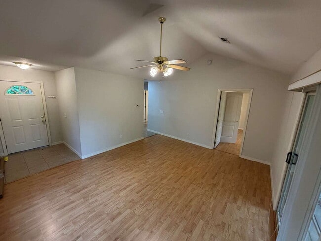 Building Photo - Modern, Low Maintenance Townhome in a Prime Fayetteville Location