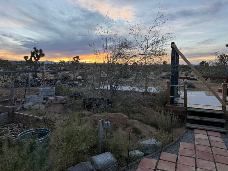 Building Photo - 57661 Aberdeen Dr