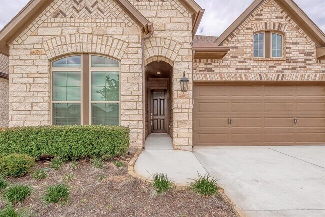 Building Photo - 402 Jolly Ginger Dr