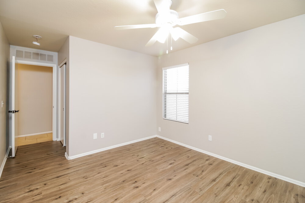 Building Photo - 43464 Colby Dr