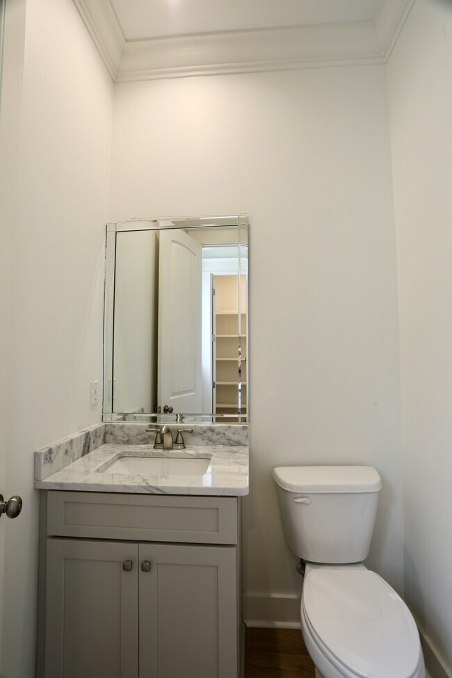 Building Photo - 406 Shakespeare Ln