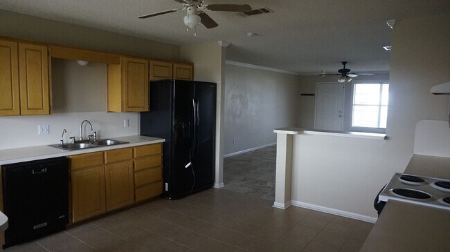 Building Photo - 4304 Sand Dollar Dr