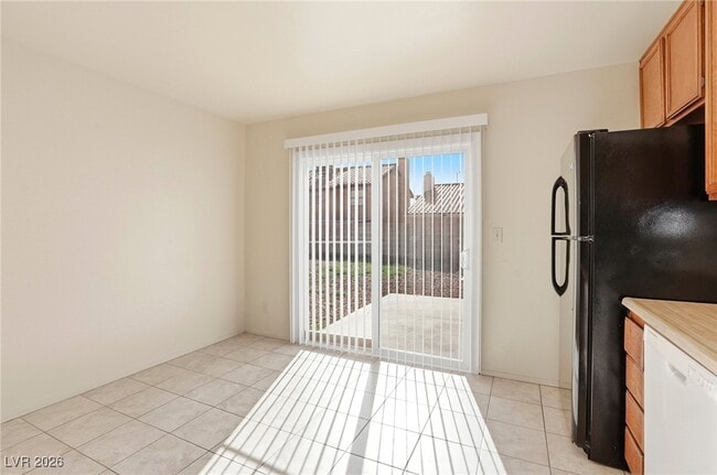 Building Photo - 6725 Reggie Cir