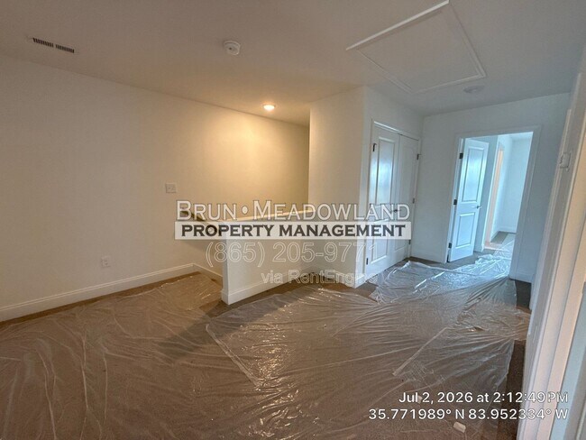 Building Photo - 1725 Bennett Vlg Dr