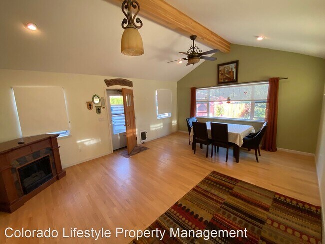 Building Photo - 4 br, 2 bath House - 118 W Mill Street