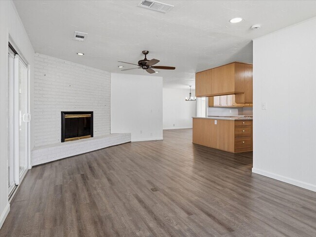 Building Photo - 4 Bedroom Home for Rent in Sanger | Sierra Views | 2,140± Sq. Ft. | Lawn Care Included