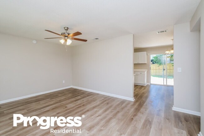 Building Photo - 5202 Burr Pl