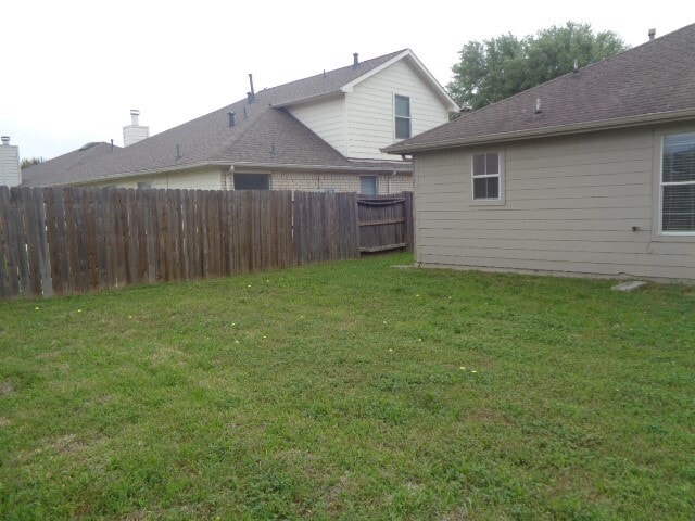 Building Photo - 24007 Rockygate Dr
