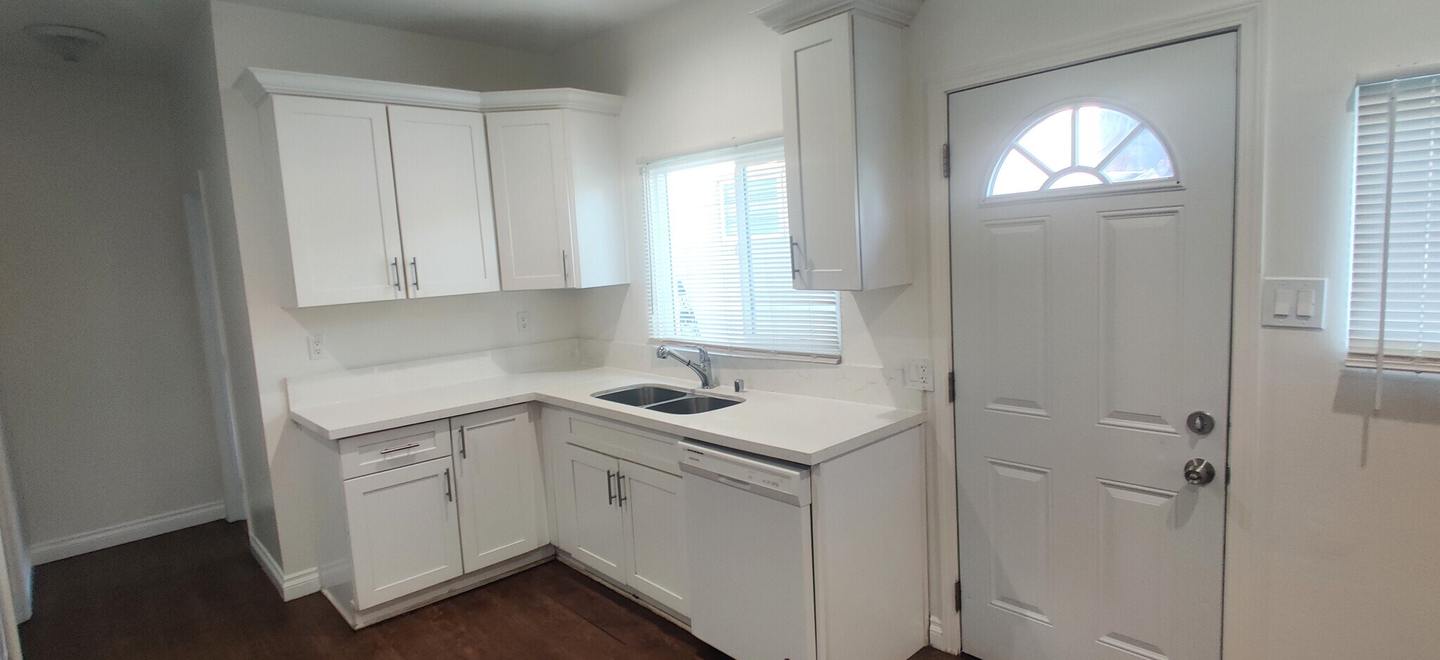 Building Photo - 4329 W 156th St