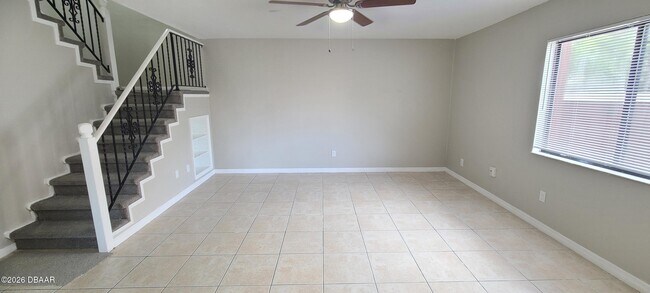Building Photo - 2118 Oak Meadow Cir