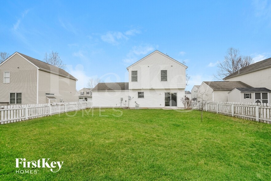 Building Photo - 29 Bazler Ln