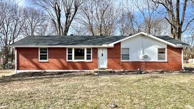 Building Photo - Coming Soon : 3BR+, 1 1/2BA house in Greenbrier