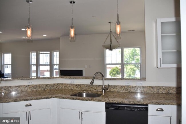 Building Photo - 3032 Bellamy Way