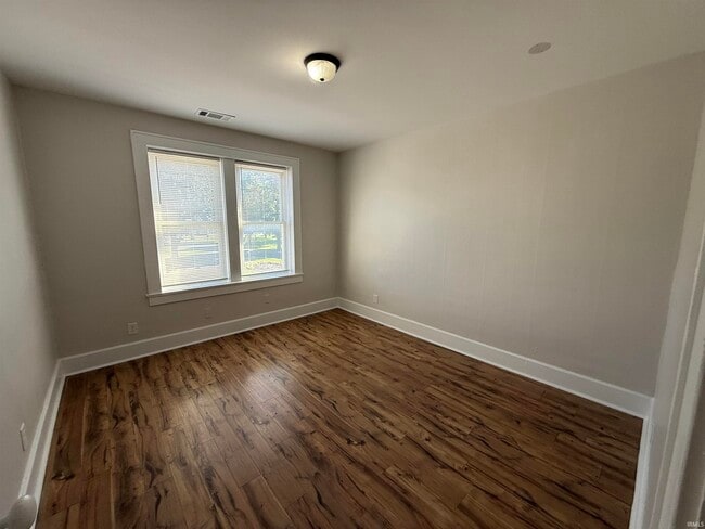 Building Photo - 102 N First Ave