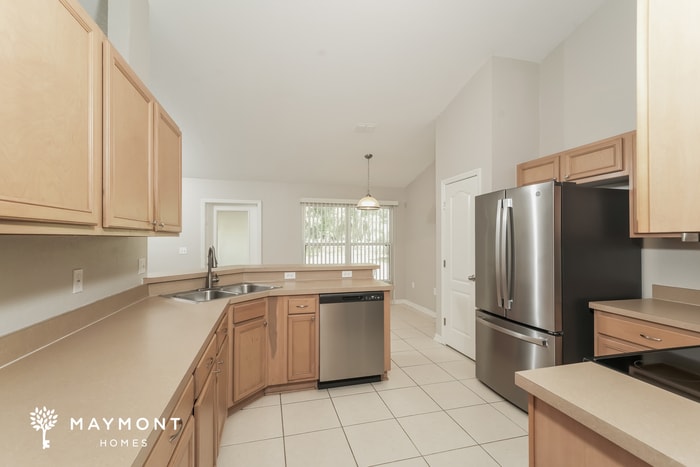 Building Photo - 6811 Krenson Oaks Cir