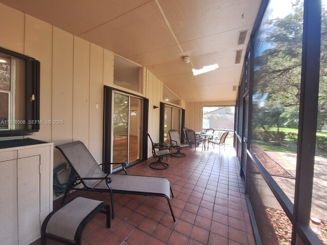 Building Photo - 22295 Timberly Dr