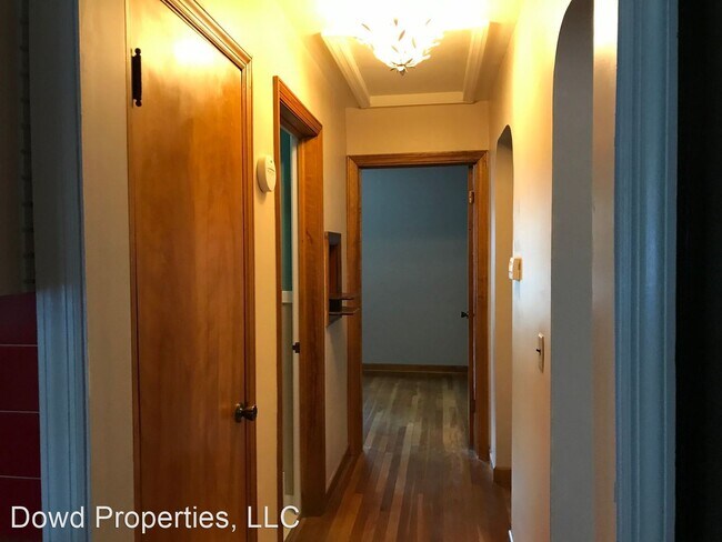 Building Photo - 2 br, 1 bath House - 1605 S. Center Street