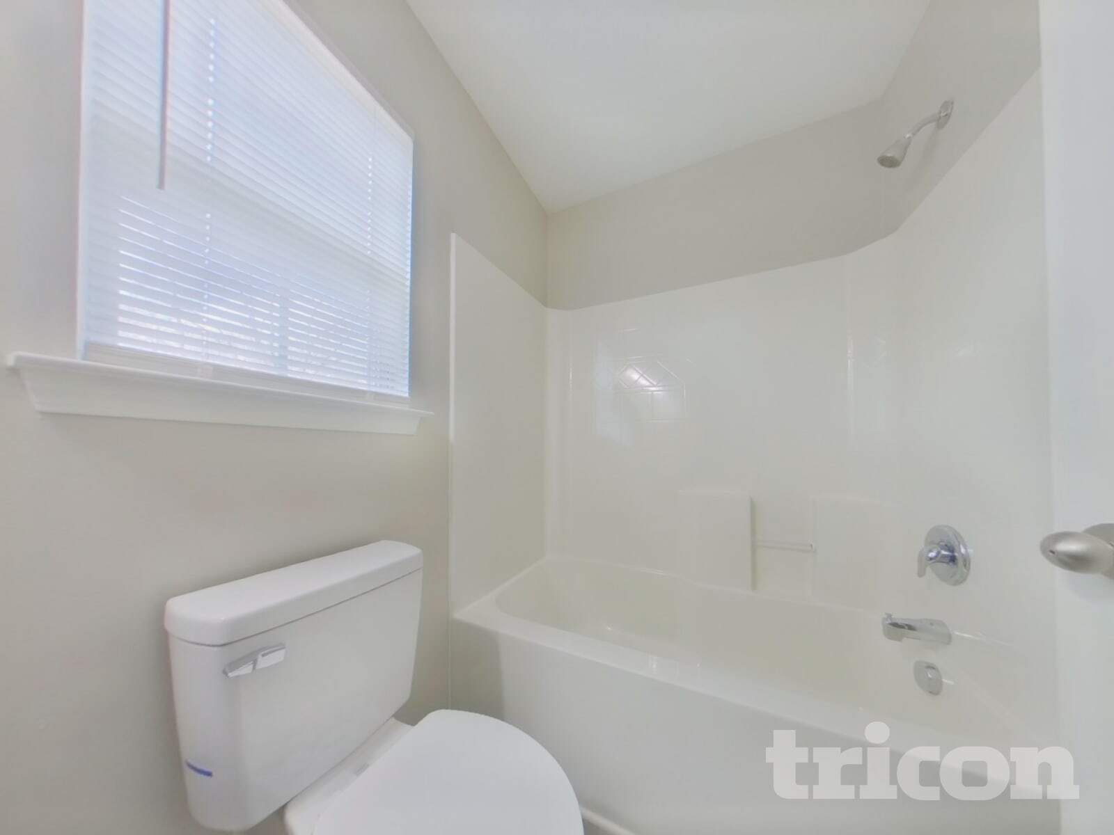 Building Photo - 344 Longfellows Ln