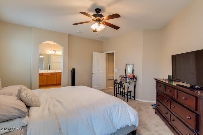 Building Photo - 16528 W Sherman St