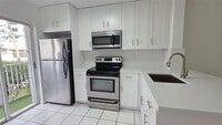 Building Photo - 2575 SW 27th Ave
