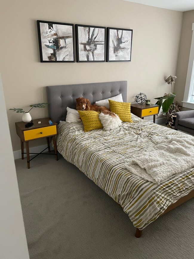 Building Photo - 1805 Gum St