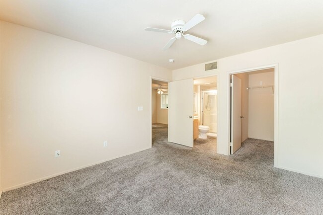 Building Photo - SPACIOUS CONDO!