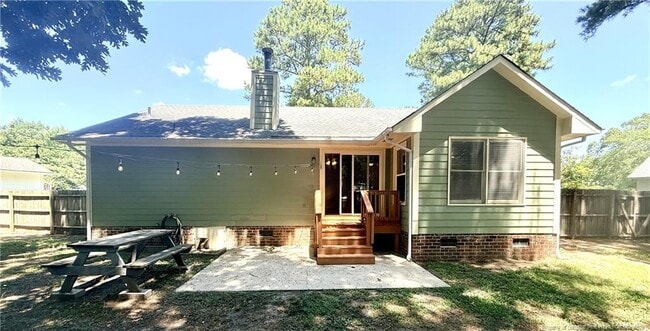 Building Photo - 146 Greentree Dr