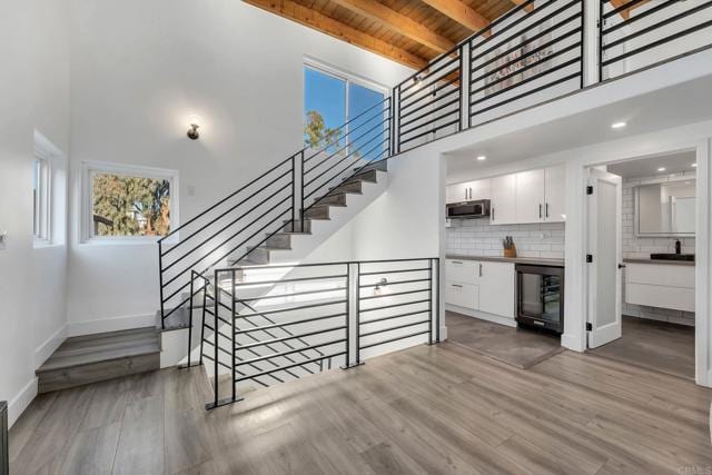 Building Photo - 24 20th Ave