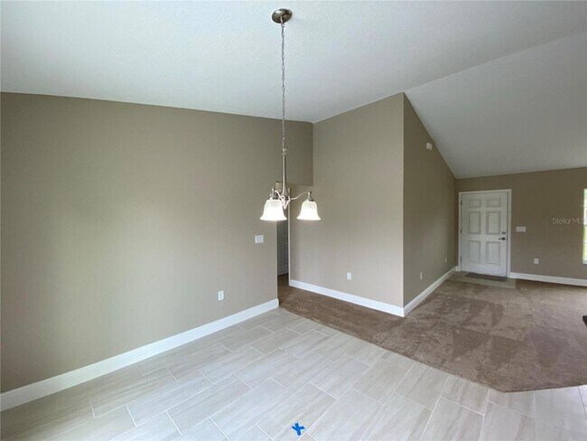 Building Photo - 14843 SW 48th Ave