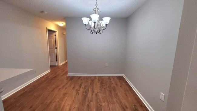 Dining room - 121 McKenna Cir