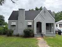 Building Photo - 132 E Jordan St