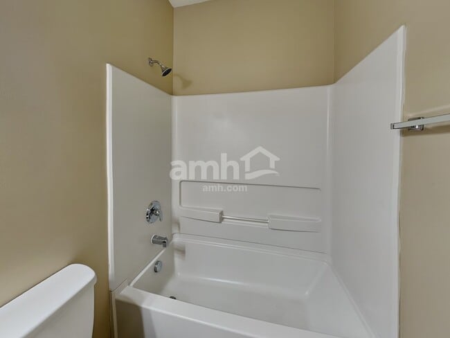 Building Photo - 8060 Chesterhill Way