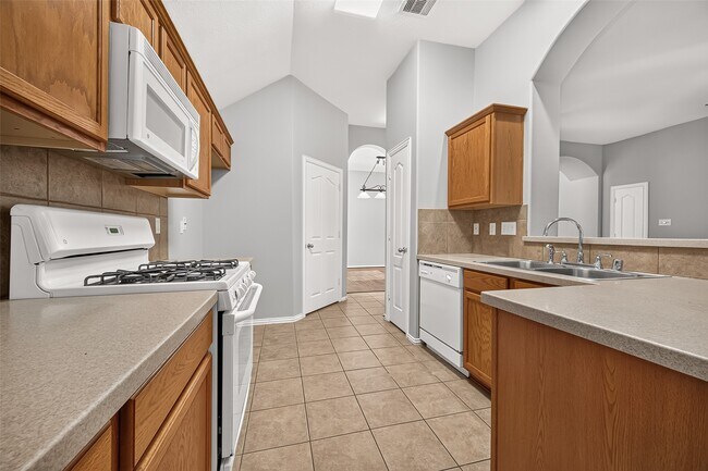Building Photo - 11915 Lois Ln Dr