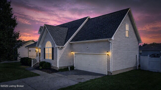Building Photo - 164 White Blossom Dr